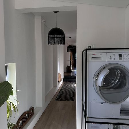 White Door Apartments Heart Of Odessa 1 Экстерьер фото
